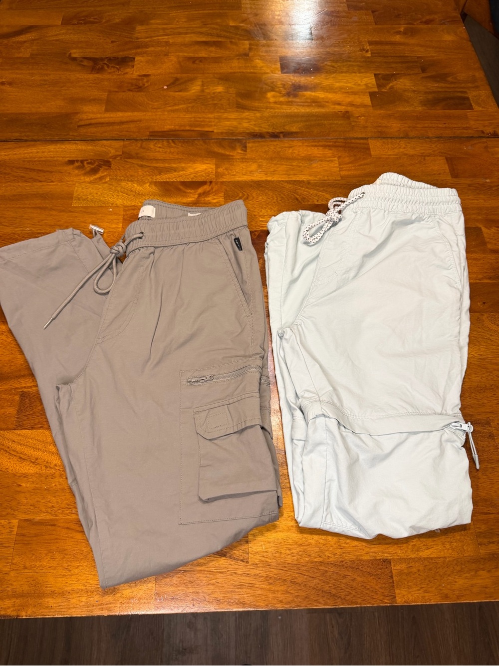 Sold ❌❌❌❌PacSun Men’s Jogger Pants Lot of 2 Small Gray & Blue joggers Drawstring